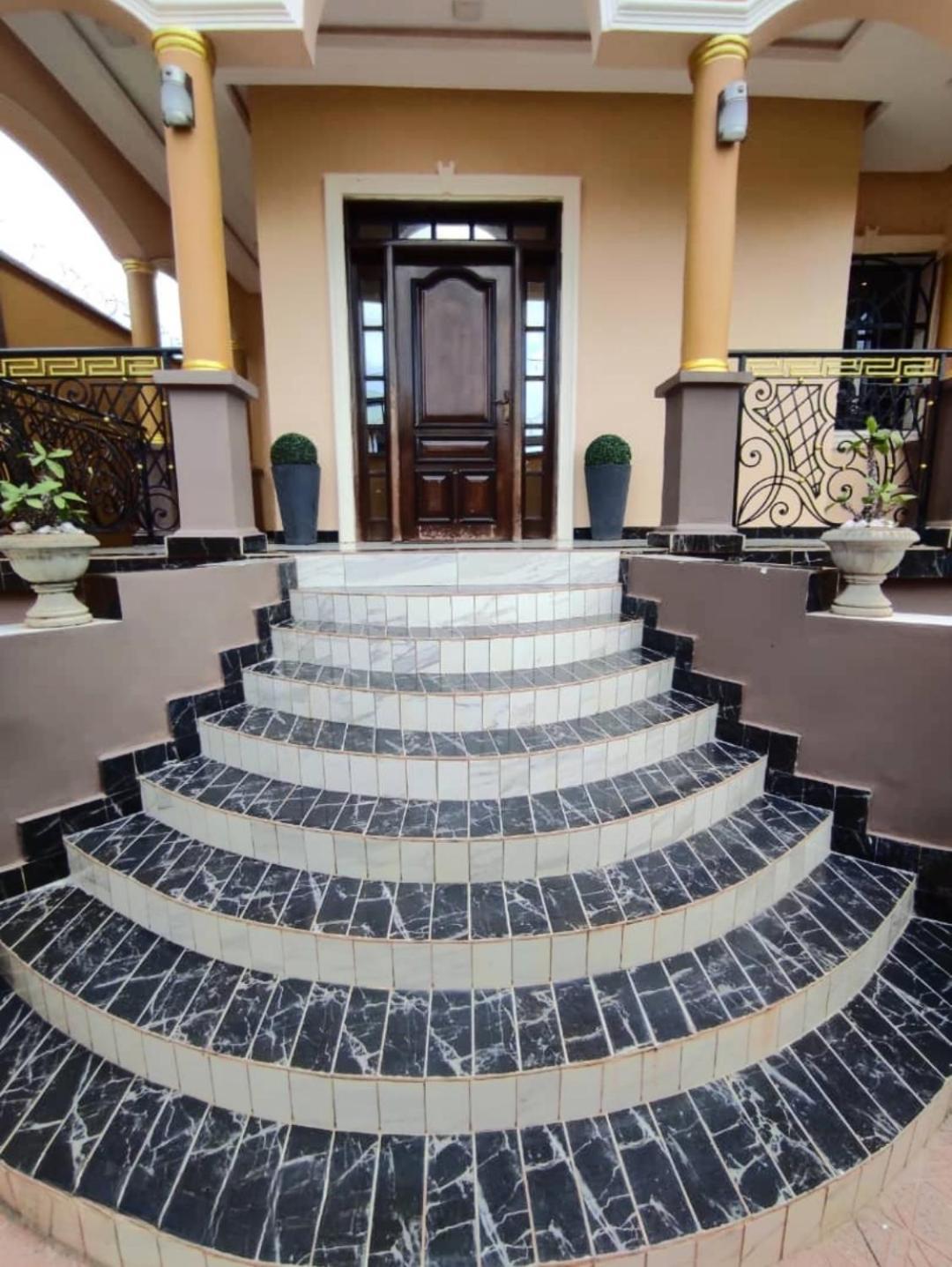 Residence Cherel 'New' Yaounde Exterior photo